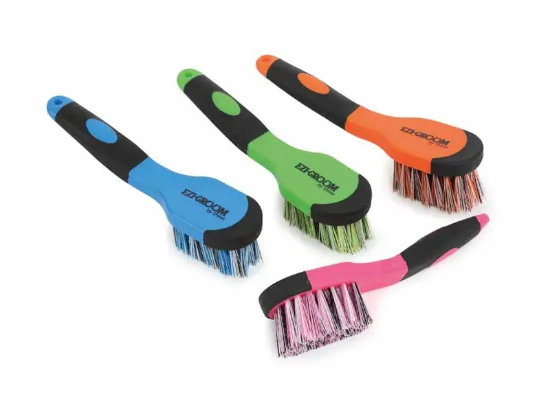 EZI-GROOM Grip Bucket Brush BRIGHT BLUE one size