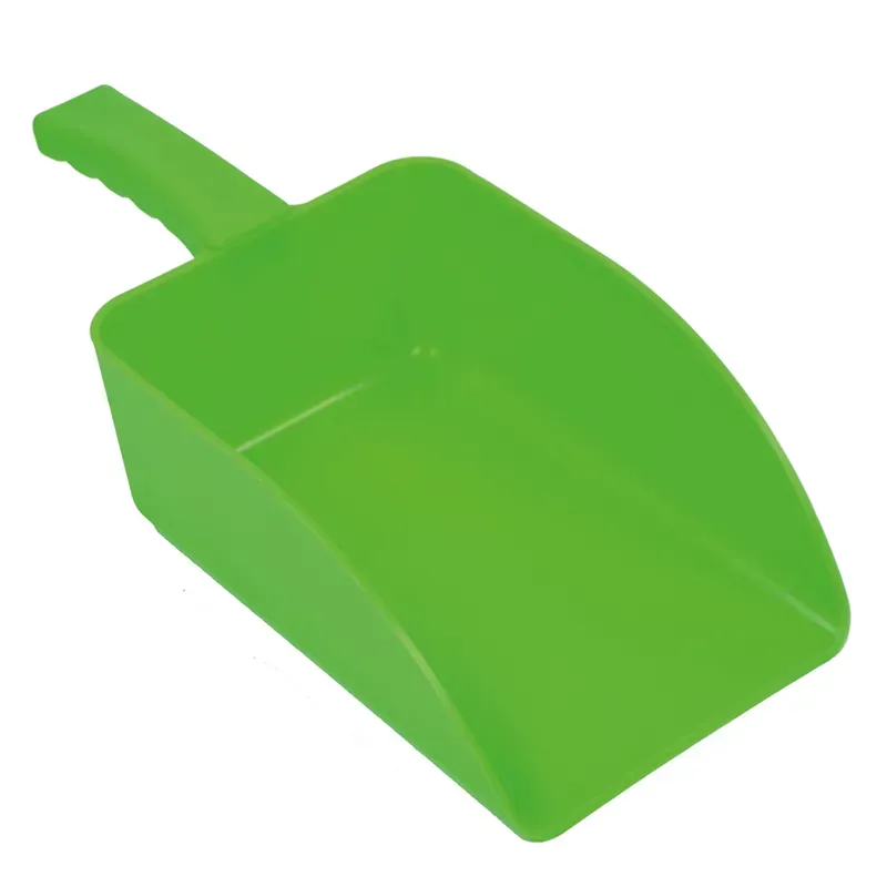 Harold Moore Feed Scoop - Green