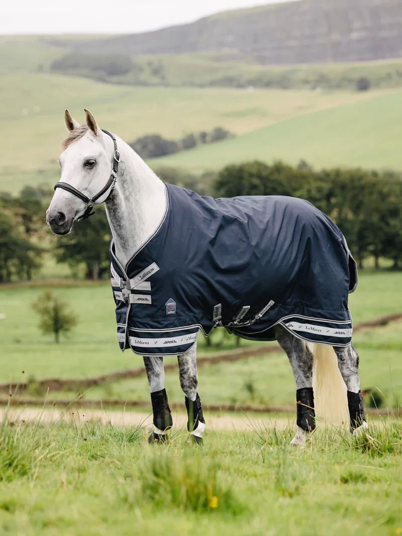 LeMieux Arika Featherweight Turnout Rug 0g - Navy-1