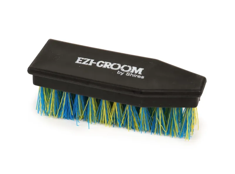 EZI-GROOM Shape Up Hoof Brush BLUE/YELLOW one size-1