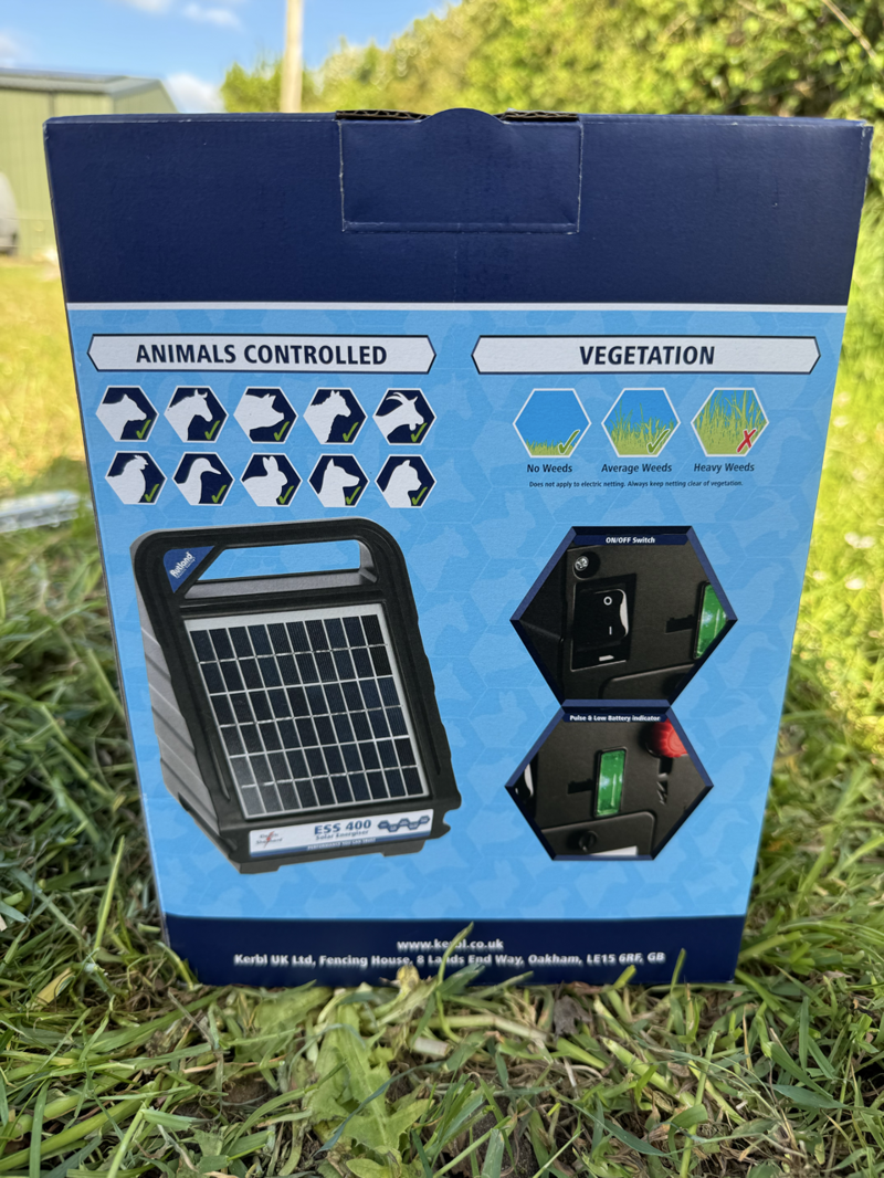 Rutland ESS 400 Electric Fence Solar Energiser Unit-1