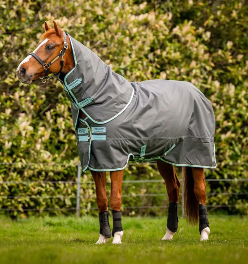 Horseware Amigo Hero Ripstop Plus Turnout 200g Medium. Shadow-Blue Haze-Navy