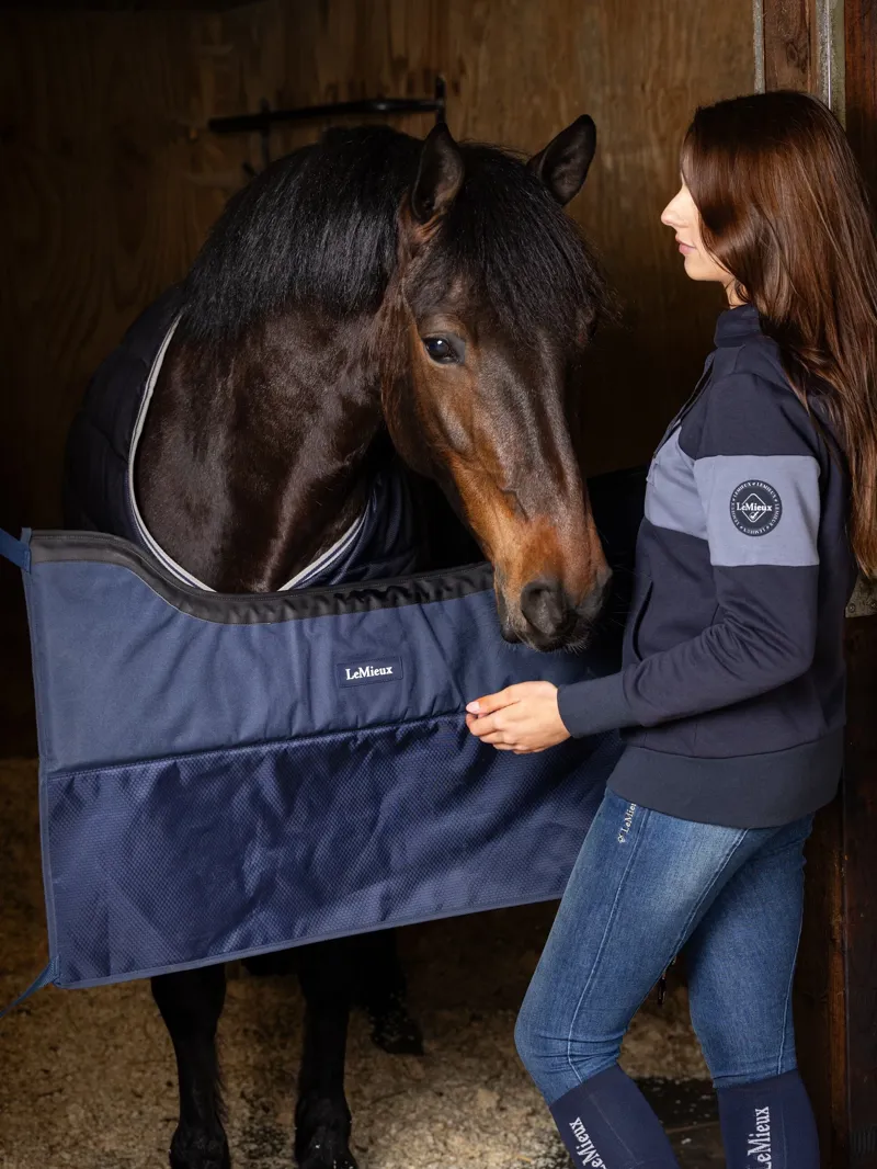 LeMieux Pro Stable Guard - Navy-2