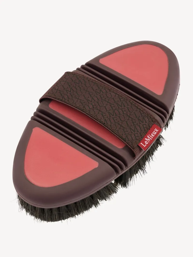 LeMieux Flexi Sponge Brush - Cranberry-2