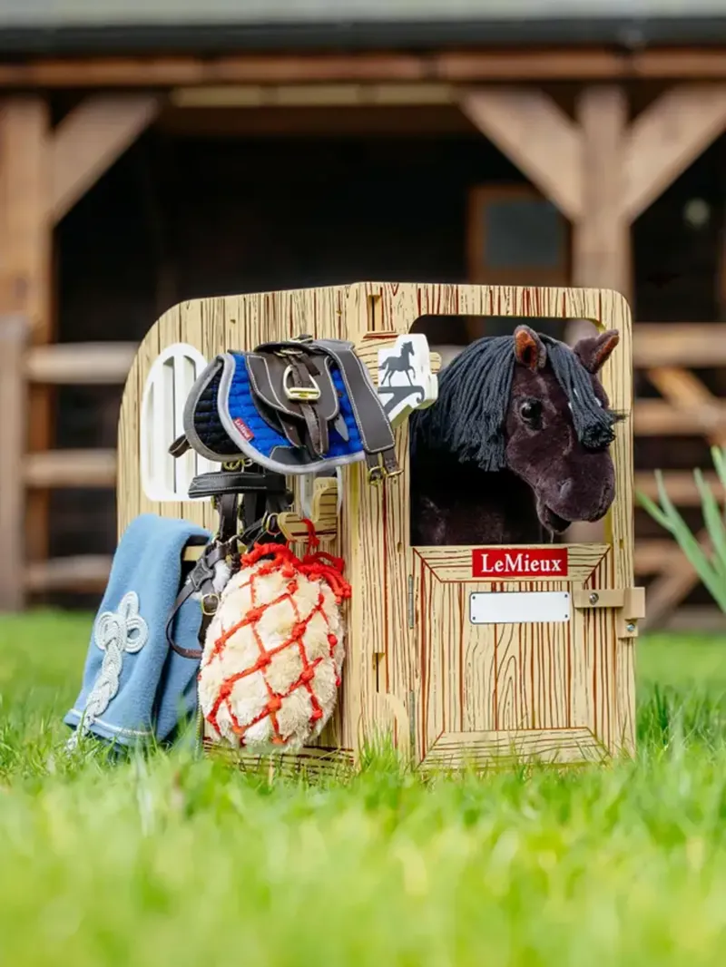 LeMieux Toy Pony Wooden Stable Set