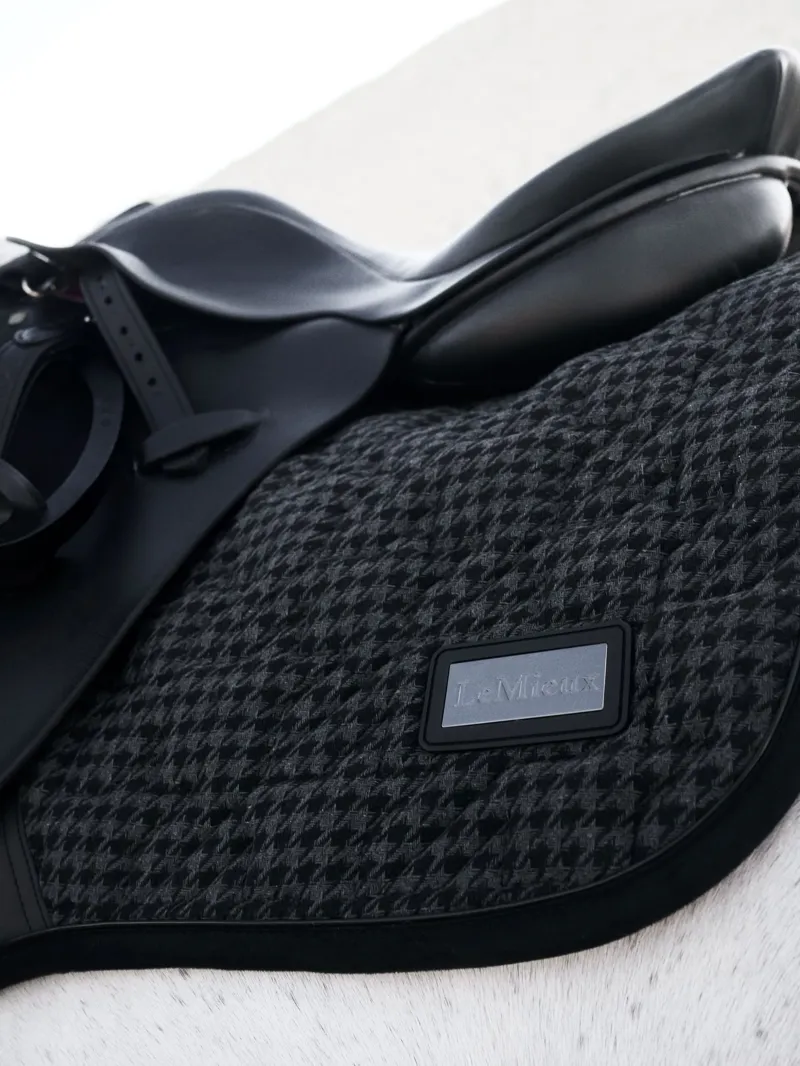 LeMieux Aspen Close Contact Square - Houndstooth-1